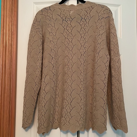 Turning Point | Sweater - Picture 4 of 4